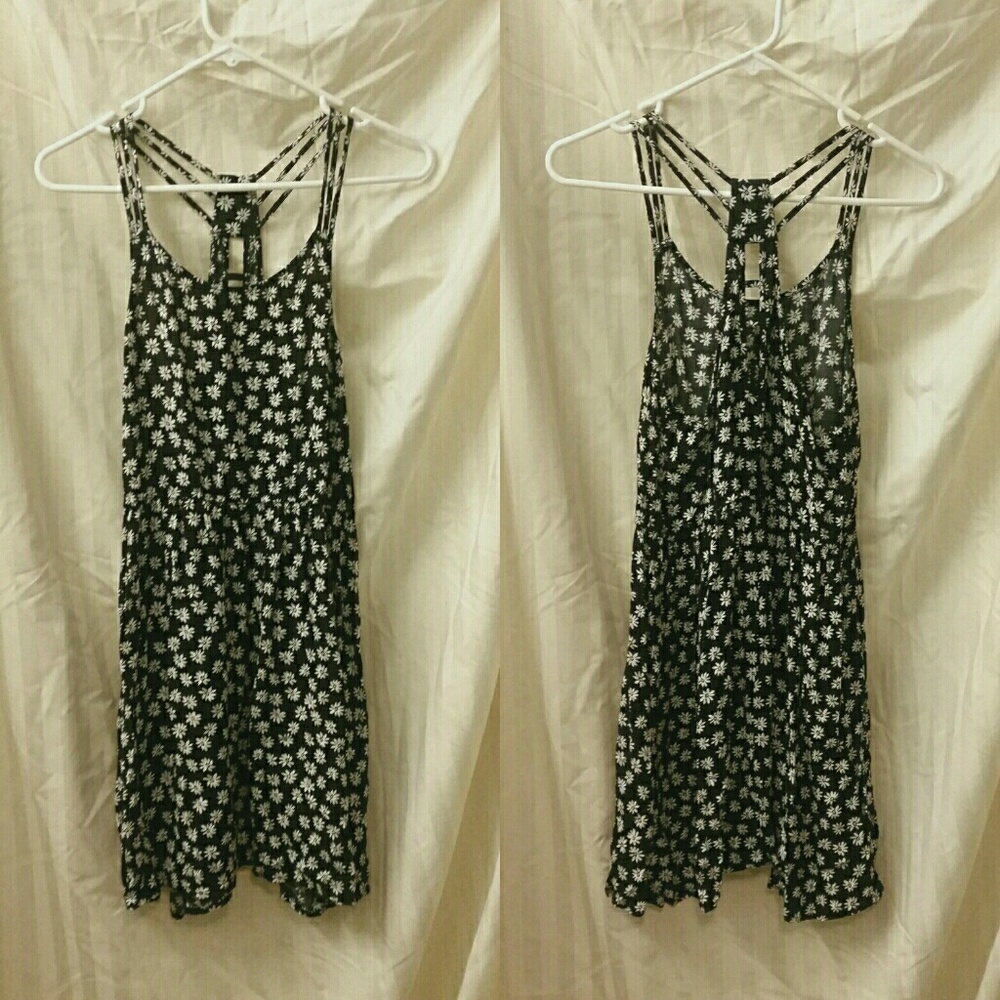 Forever 21 Razor Back Sun Dress with Daisies L
